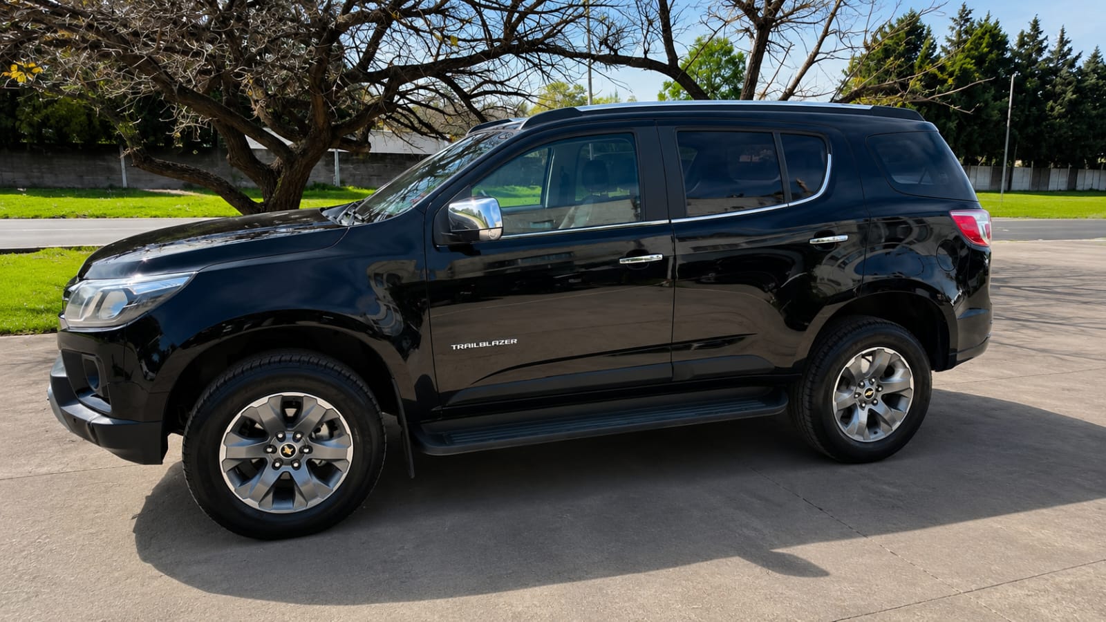 CHEVROLET - TRAILBLAZER   PREMIER   2.8  CTDI    7 ASIENTOS  - AUTOMÁTICA  - 2021